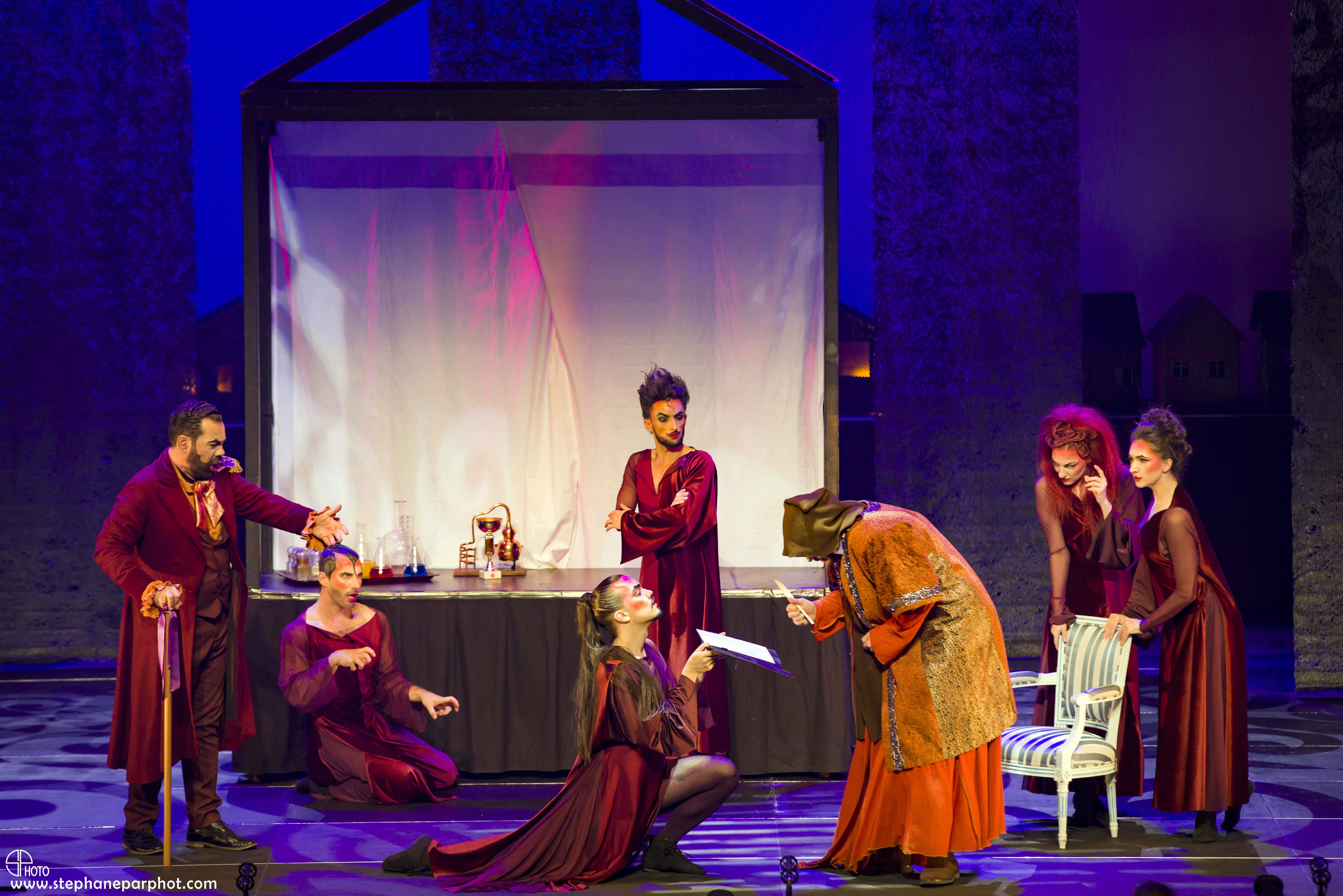 Dans la peau de Faust : un rôle mythique et une exploration de l'âme humaine